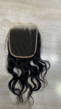 55 wavy HD Closure