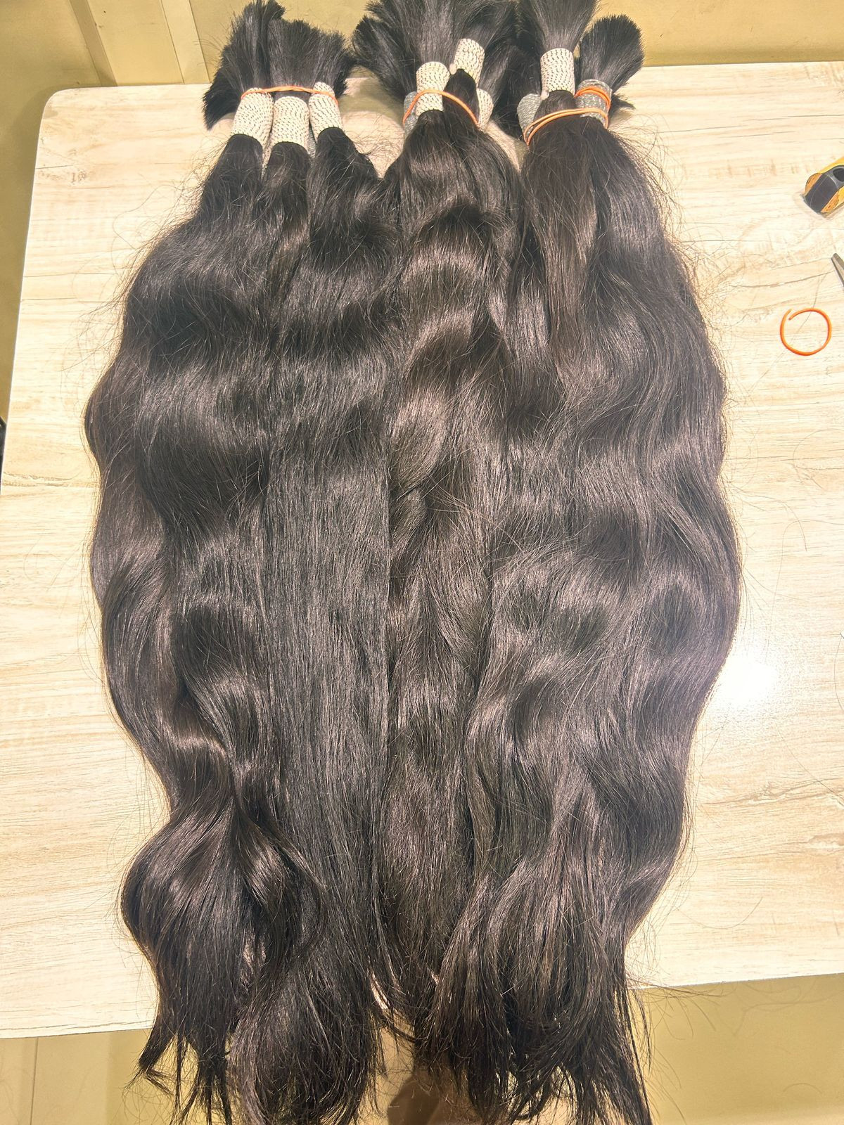 wavy bulk hair
